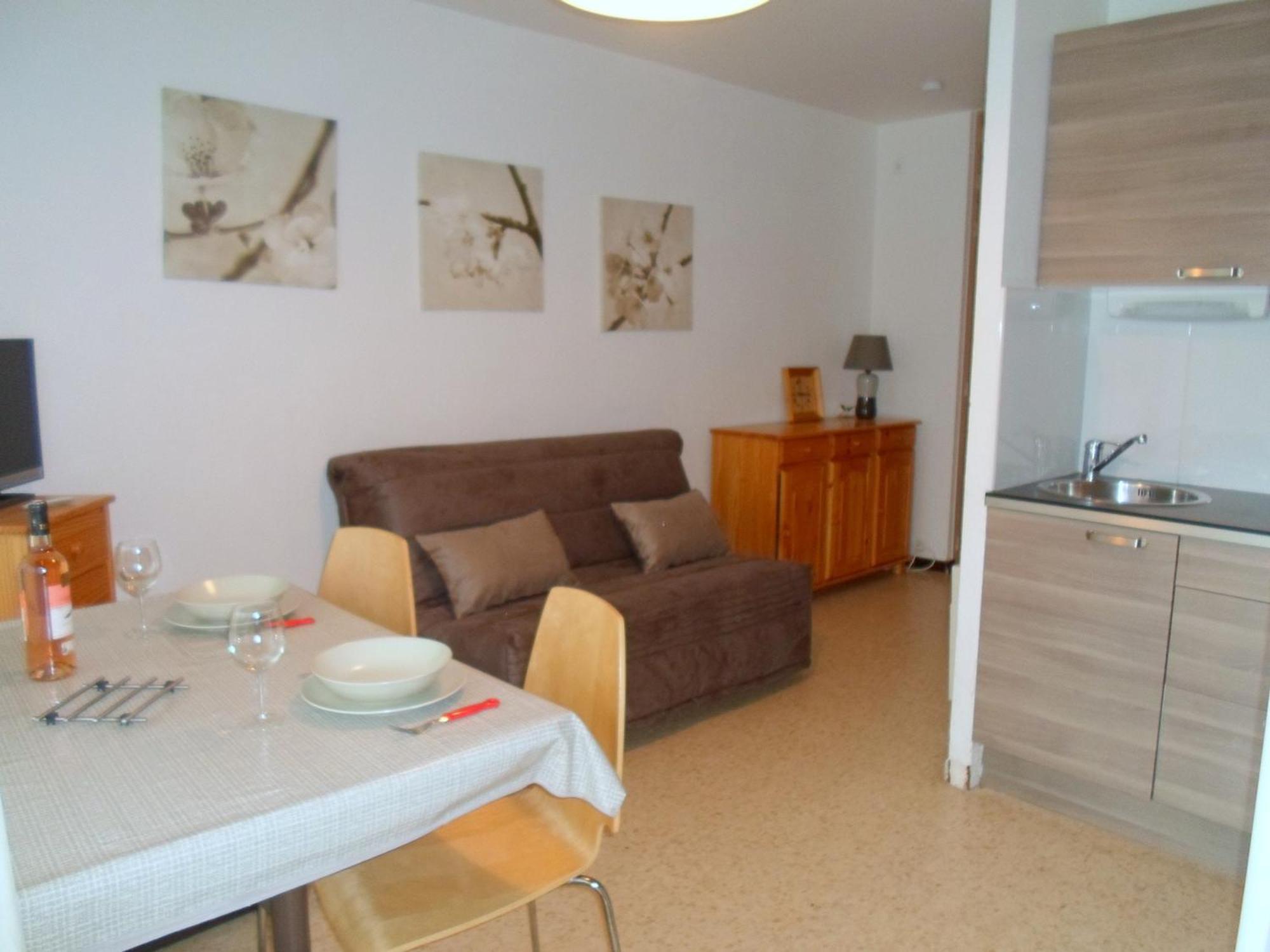 בלרוק-לה-באינס Appartement Avec Terrasse, Climatisation Et Animaux Admis, Proche Des Thermes - Fr-1-503-38 מראה חיצוני תמונה