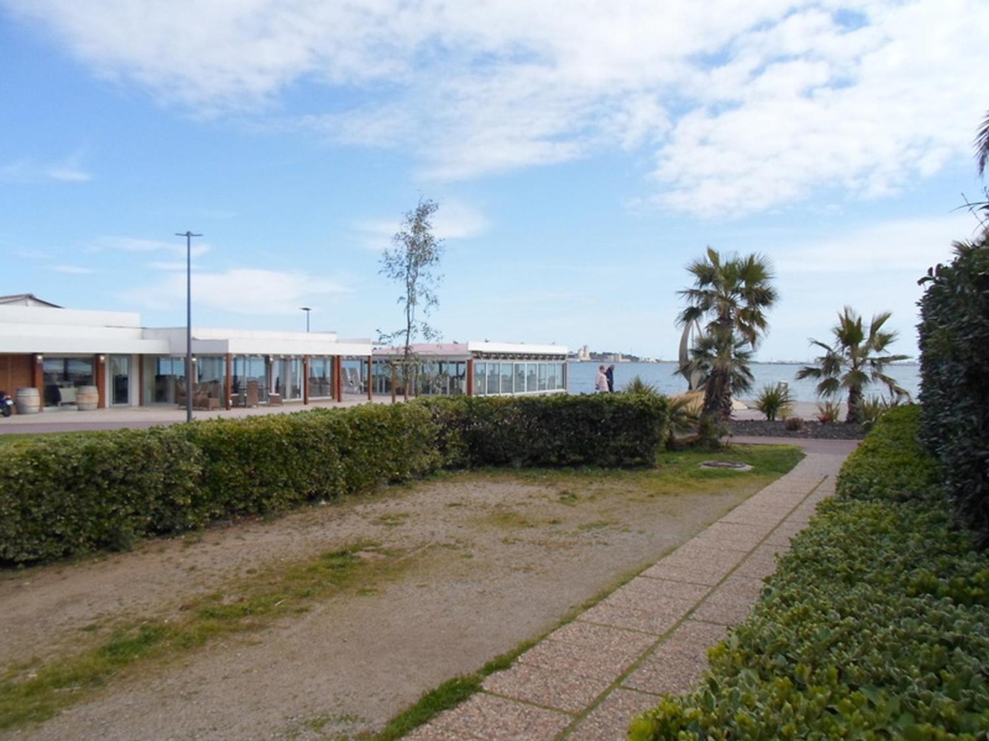 בלרוק-לה-באינס Appartement Avec Terrasse, Climatisation Et Animaux Admis, Proche Des Thermes - Fr-1-503-38 מראה חיצוני תמונה